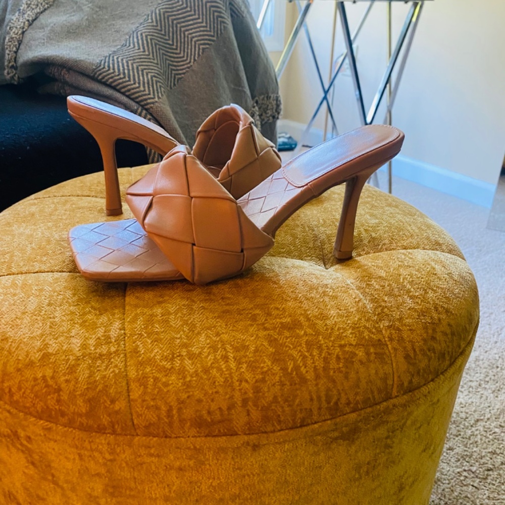 Shoes - Picture 2 of 3
